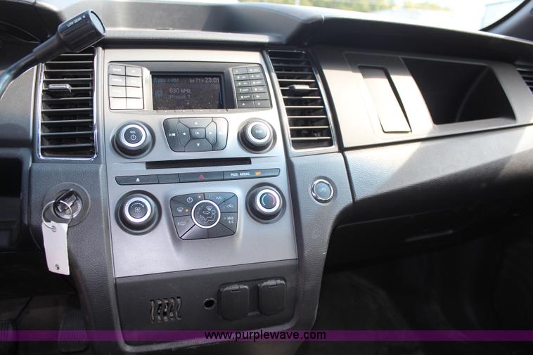 image for item I5862 2013 Ford Taurus Police