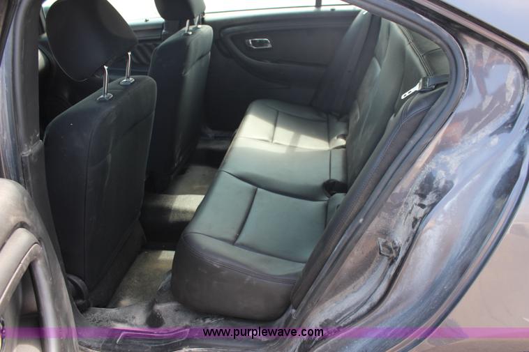 image for item I5862 2013 Ford Taurus Police