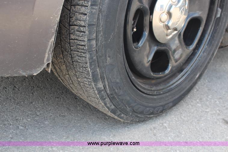 image for item I5862 2013 Ford Taurus Police