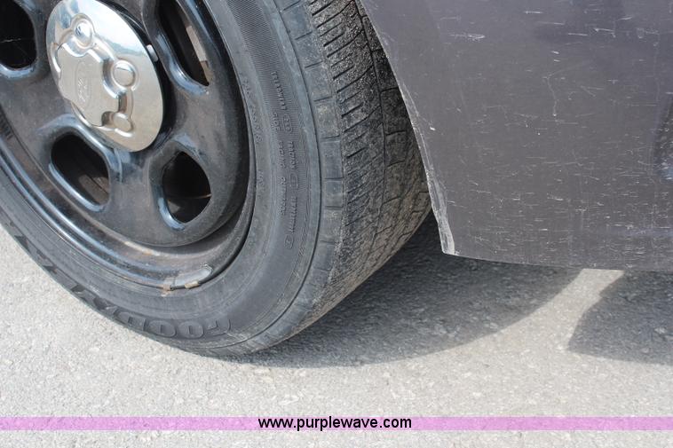 image for item I5862 2013 Ford Taurus Police