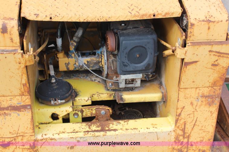 image for item I5864 1986 Trail King 50 ton detachable lowboy trailer