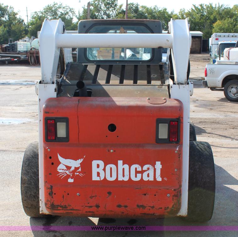 image for item I5866 2007 Bobcat S300 skid steer