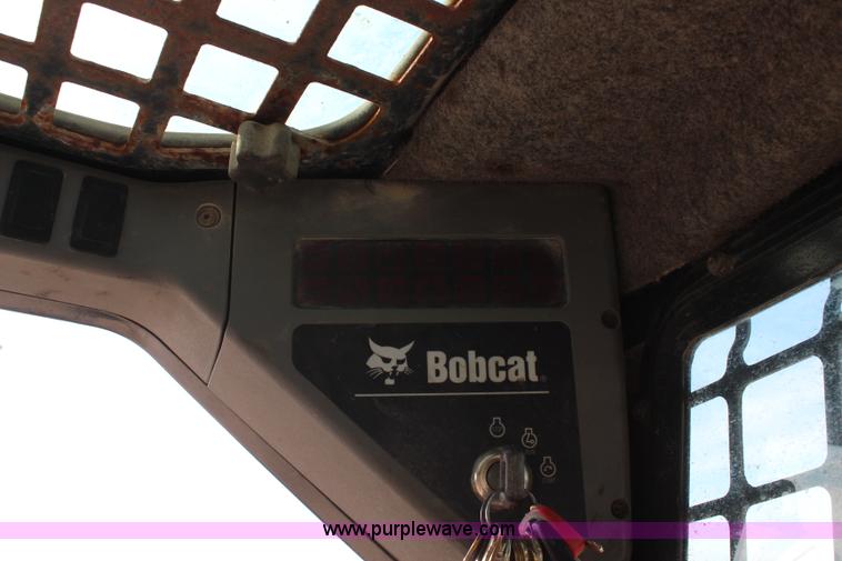 image for item I5866 2007 Bobcat S300 skid steer
