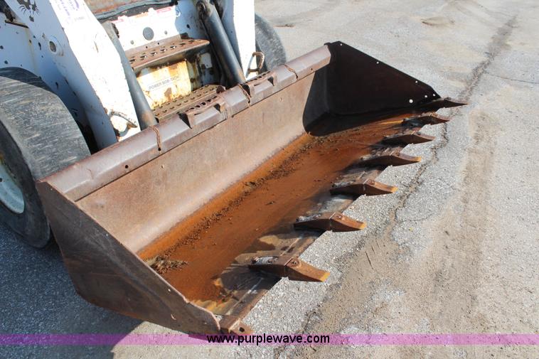 image for item I5866 2007 Bobcat S300 skid steer