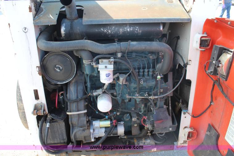 image for item I5866 2007 Bobcat S300 skid steer