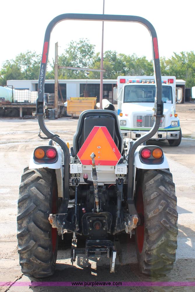 image for item I5867 2009 Bobcat CT235 MFWD tractor