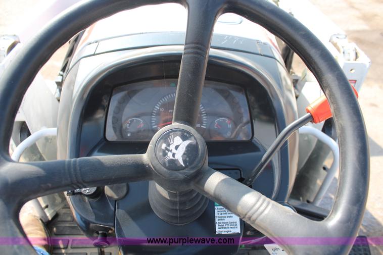 image for item I5867 2009 Bobcat CT235 MFWD tractor