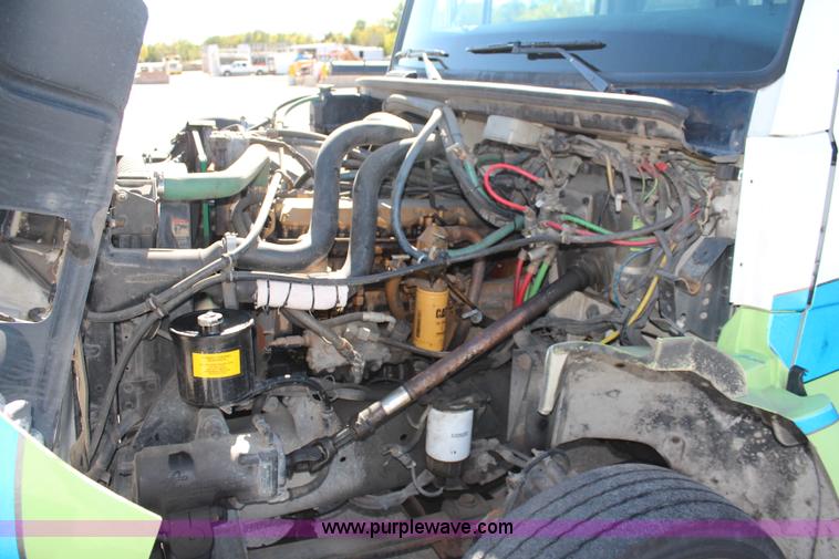 image for item I5883 1998 Freightliner FL60 ambulance