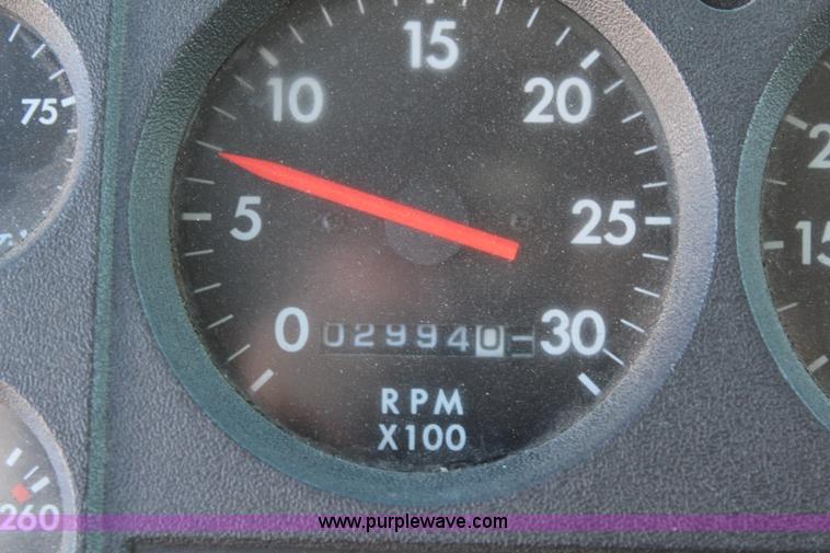 image for item I5884 2000 Freightliner FL60 ambulance