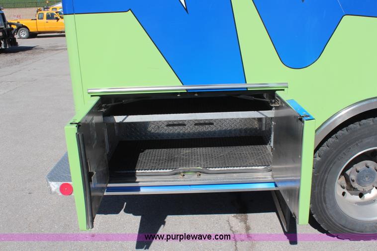 image for item I5884 2000 Freightliner FL60 ambulance