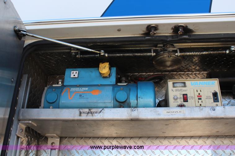 image for item I5884 2000 Freightliner FL60 ambulance