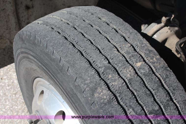 image for item I5884 2000 Freightliner FL60 ambulance