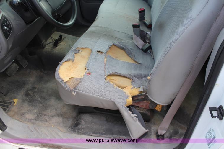 image for item I5952 2000 Ford F150 pickup truck