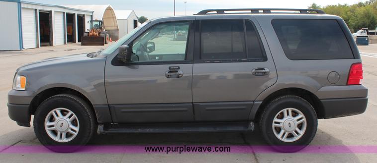 image for item I5954 2005 Ford Expedition XLT SUV