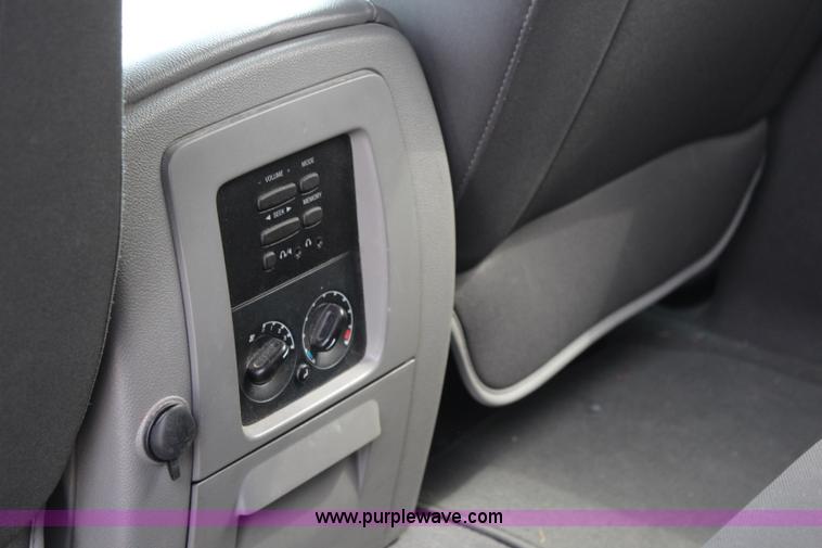 image for item I5954 2005 Ford Expedition XLT SUV