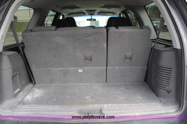image for item I5954 2005 Ford Expedition XLT SUV