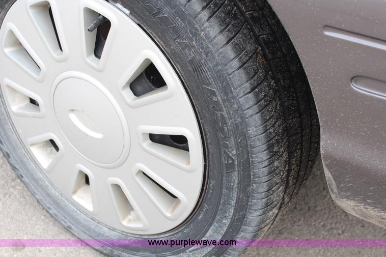 image for item I5955 2009 Ford Crown Victoria Police Interceptor