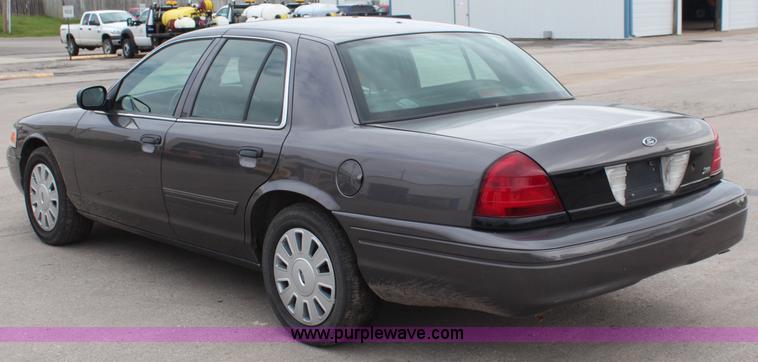 image for item I5956 2011 Ford Crown Victoria Police Interceptor