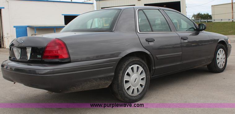 image for item I5956 2011 Ford Crown Victoria Police Interceptor