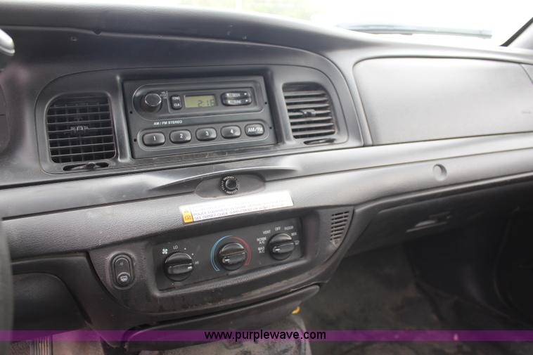 image for item I5956 2011 Ford Crown Victoria Police Interceptor