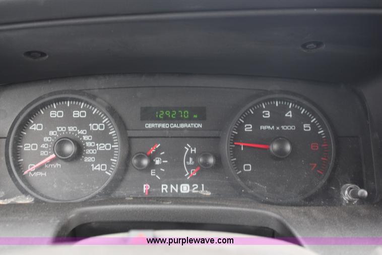 image for item I5956 2011 Ford Crown Victoria Police Interceptor