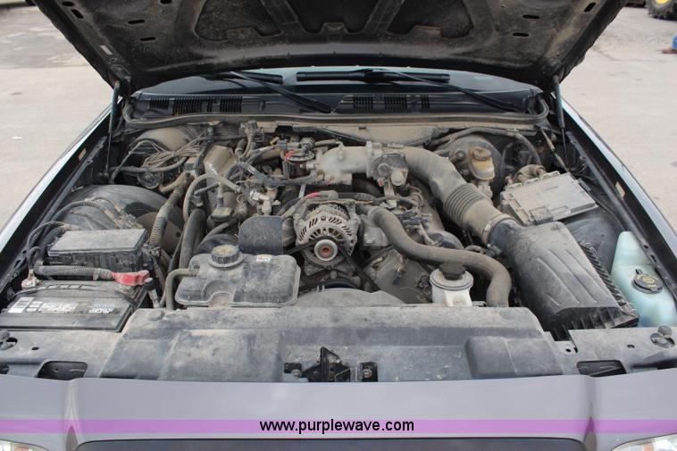 image for item I5956 2011 Ford Crown Victoria Police Interceptor