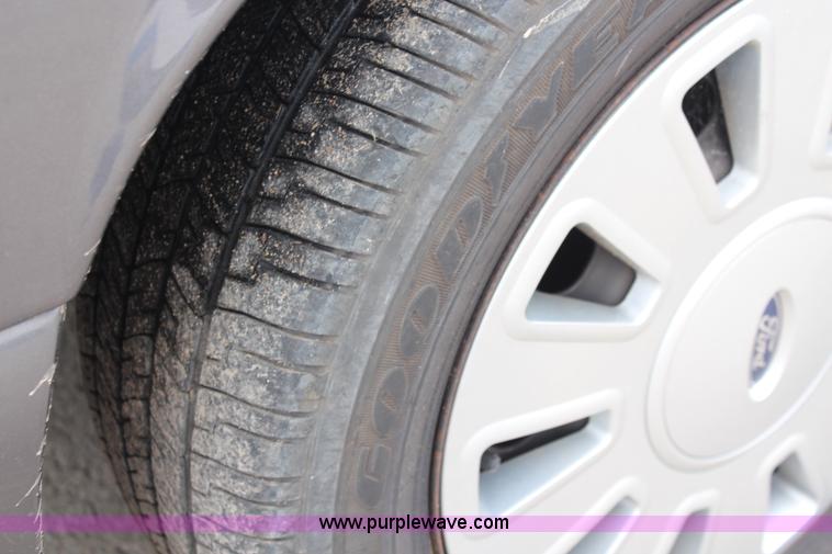 image for item I5956 2011 Ford Crown Victoria Police Interceptor