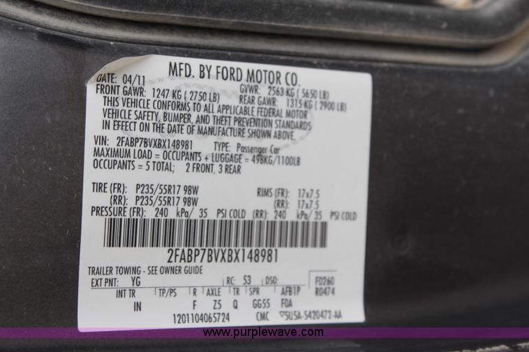 image for item I5956 2011 Ford Crown Victoria Police Interceptor