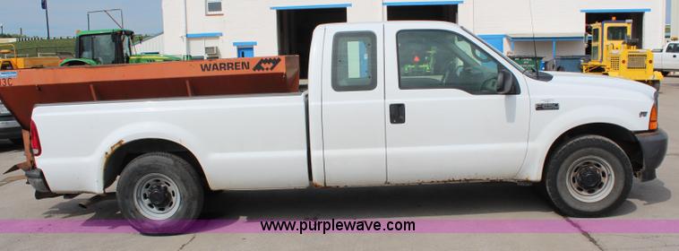 image for item I5958 2001 Ford F250 Super Duty XL SuperCab pickup truck