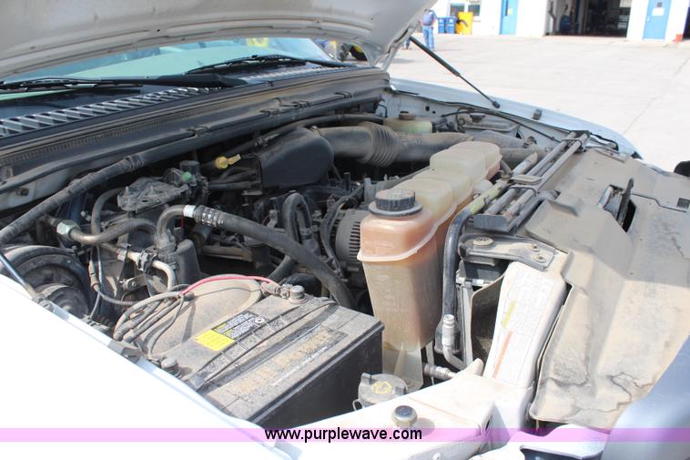 image for item I5958 2001 Ford F250 Super Duty XL SuperCab pickup truck