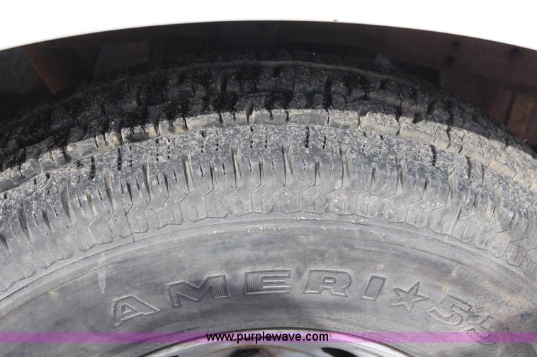 image for item I5958 2001 Ford F250 Super Duty XL SuperCab pickup truck