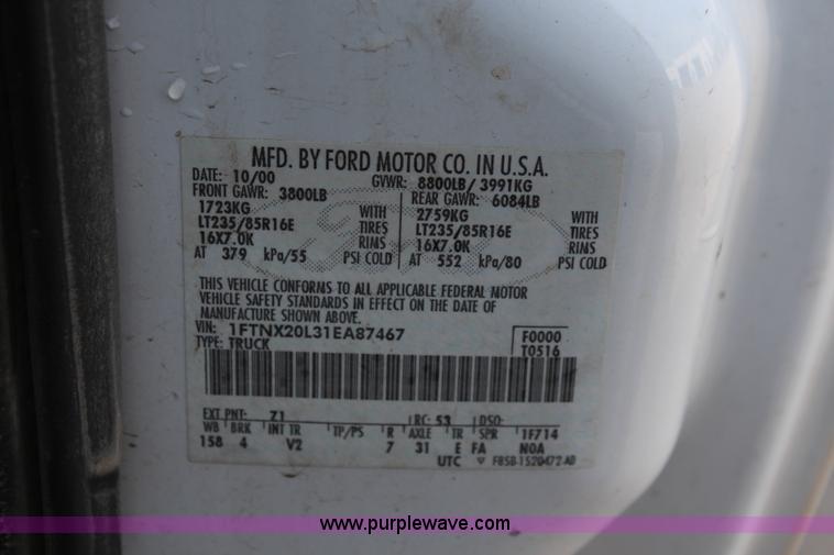 image for item I5958 2001 Ford F250 Super Duty XL SuperCab pickup truck