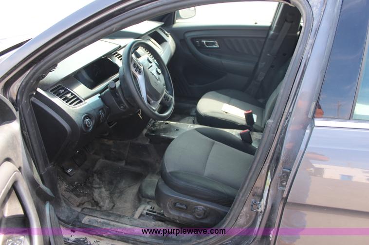 image for item I5975 2013 Ford Taurus Police