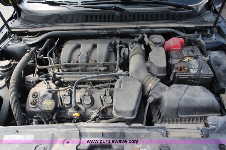 image for item I5975 2013 Ford Taurus Police