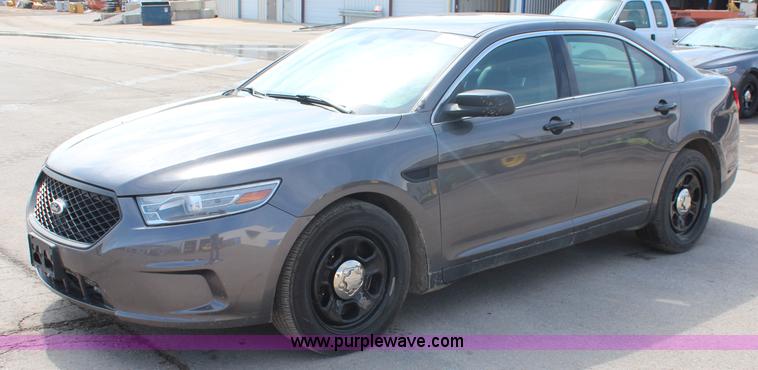 image for item I5976 2013 Ford Taurus Police