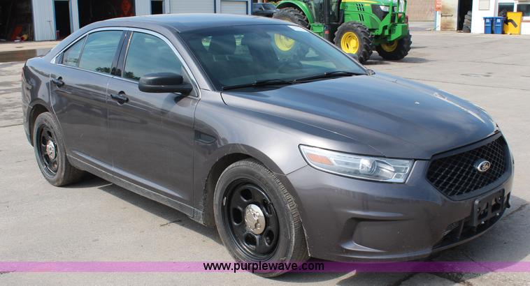 image for item I5976 2013 Ford Taurus Police