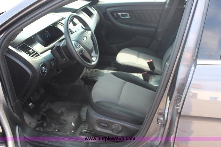 image for item I5976 2013 Ford Taurus Police