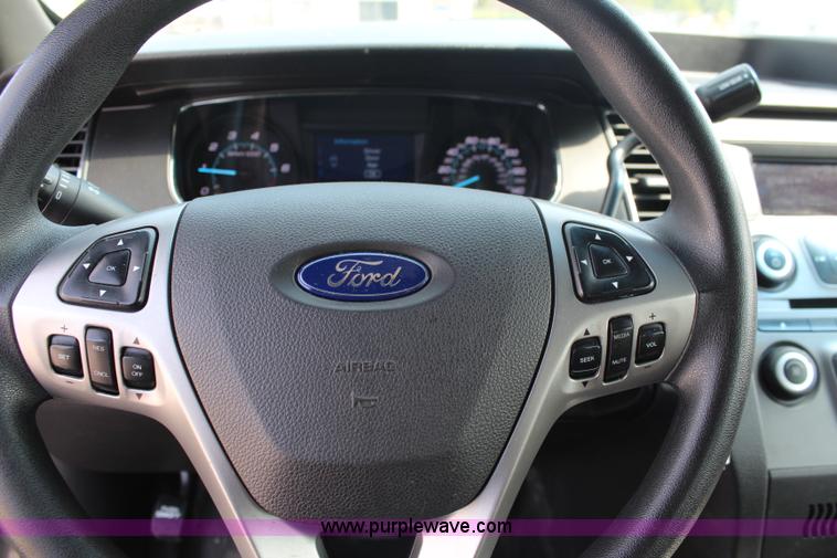 image for item I5976 2013 Ford Taurus Police