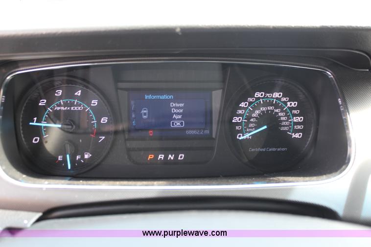 image for item I5976 2013 Ford Taurus Police