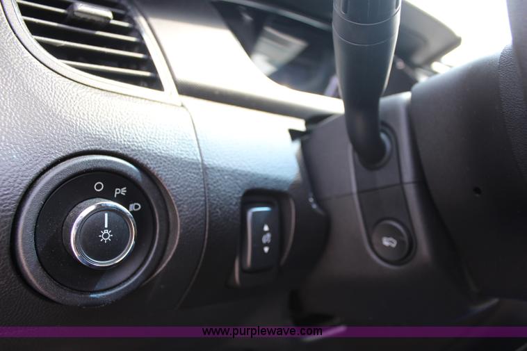 image for item I5976 2013 Ford Taurus Police