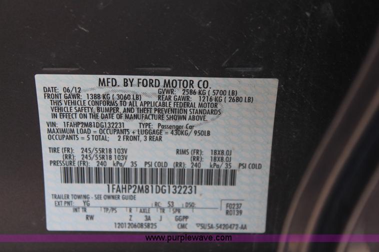 image for item I5976 2013 Ford Taurus Police