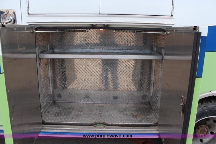 image for item I5986 1998 Freightliner FL60 ambulance