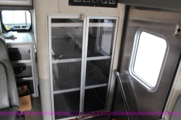 image for item I5986 1998 Freightliner FL60 ambulance