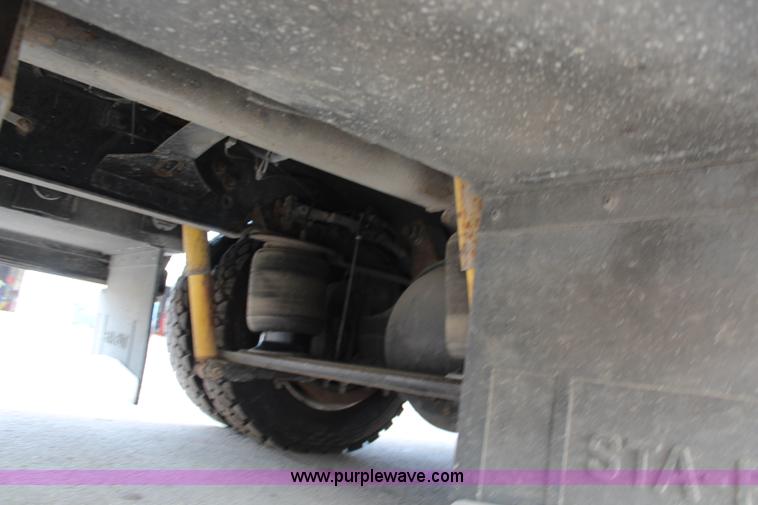 image for item I5986 1998 Freightliner FL60 ambulance