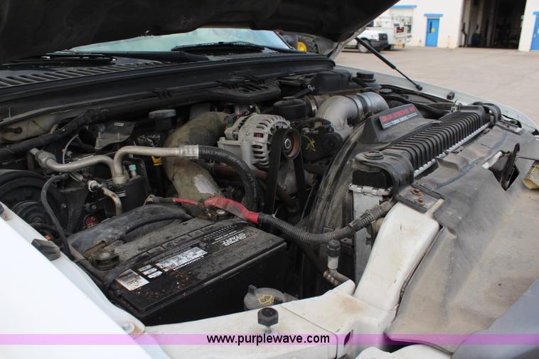 image for item I5989 2003 Ford F350 Super Duty XL pickup truck