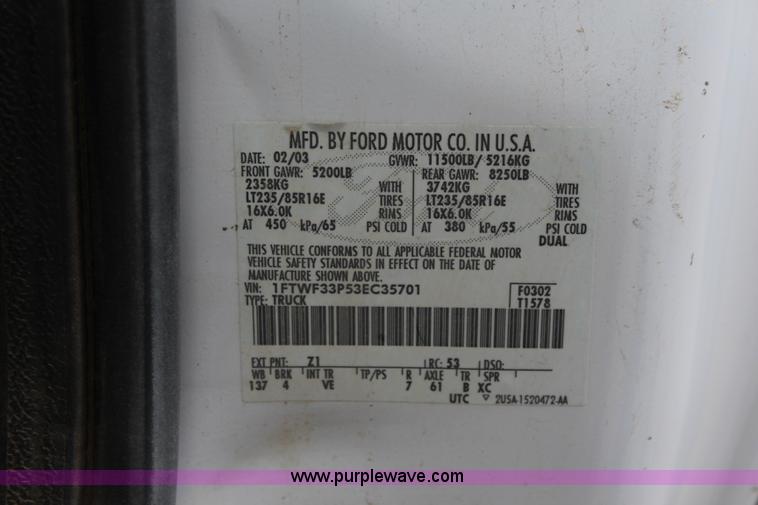 image for item I5989 2003 Ford F350 Super Duty XL pickup truck