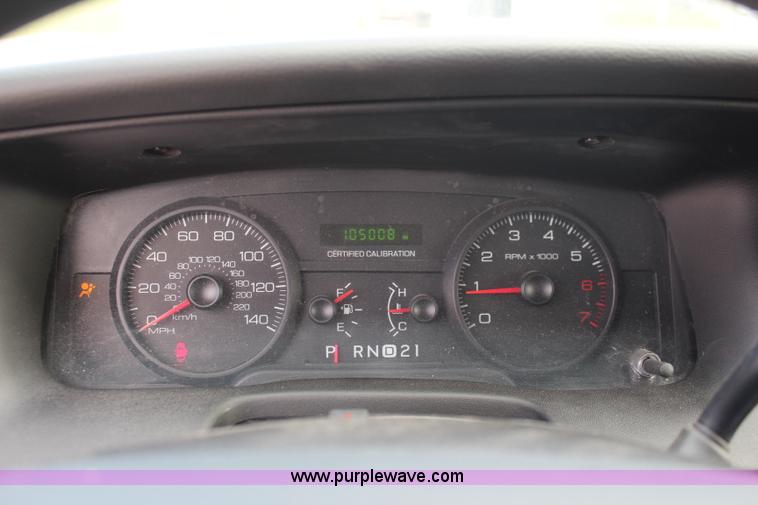 image for item I5996 2011 Ford Crown Victoria Police Interceptor