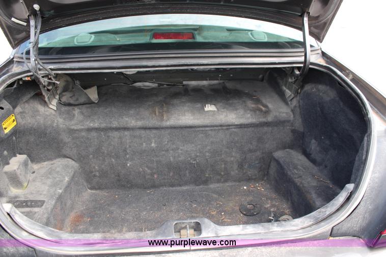 image for item I5996 2011 Ford Crown Victoria Police Interceptor