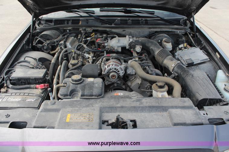 image for item I5996 2011 Ford Crown Victoria Police Interceptor