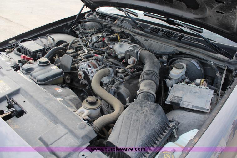 image for item I5996 2011 Ford Crown Victoria Police Interceptor